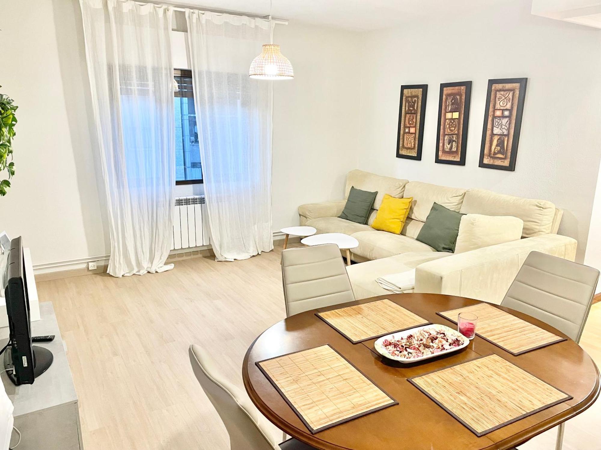 General Elorza Centro. Parking Incluido Apartamento